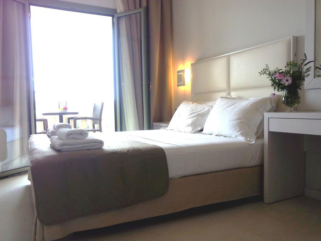 Aphrodite Samos Suites Marathókampos Extérieur photo