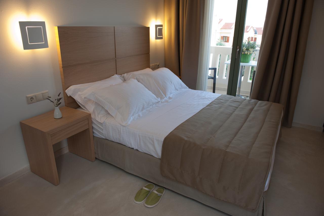 Aphrodite Samos Suites Marathókampos Extérieur photo