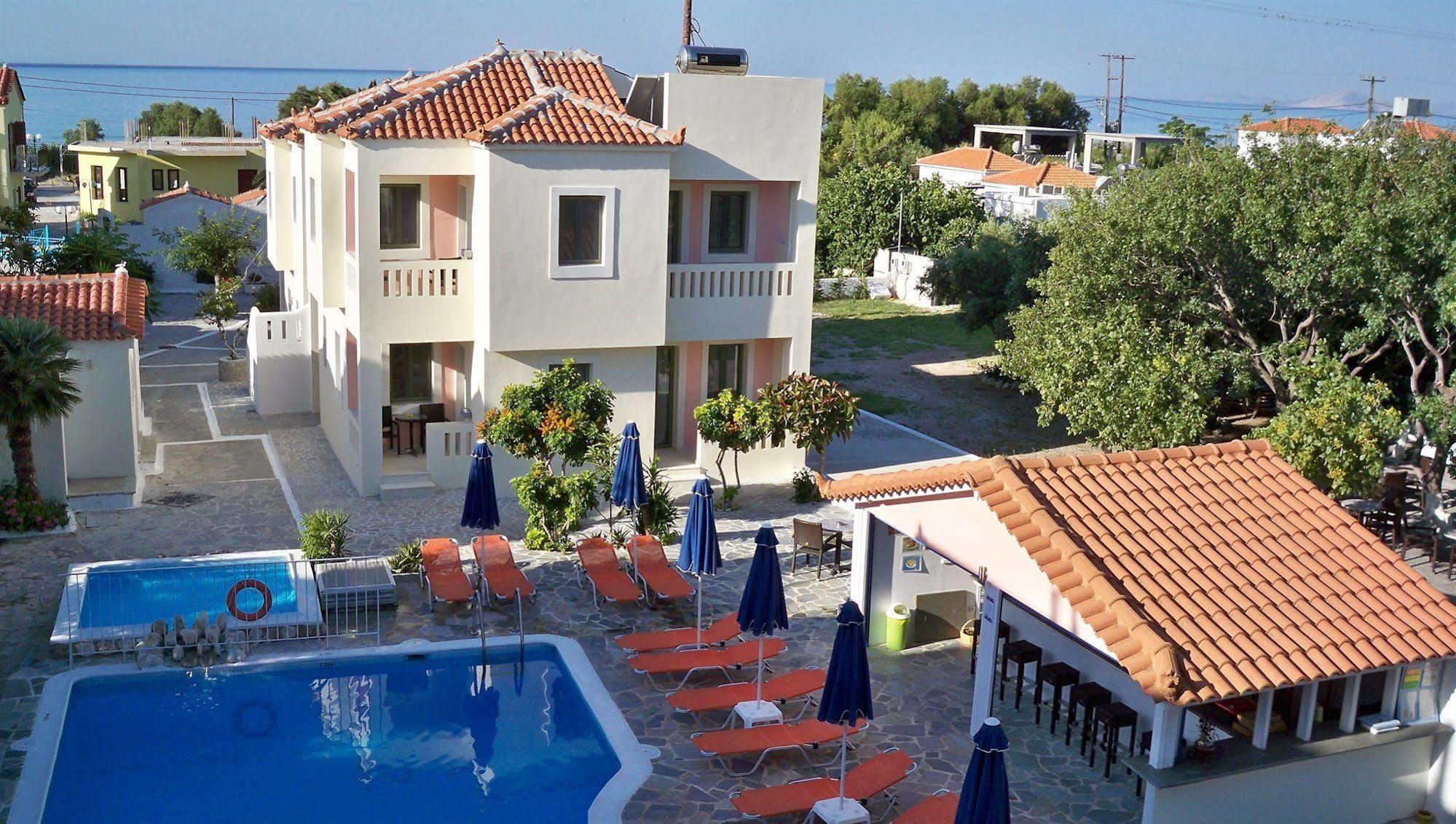 Aphrodite Samos Suites Marathókampos Extérieur photo