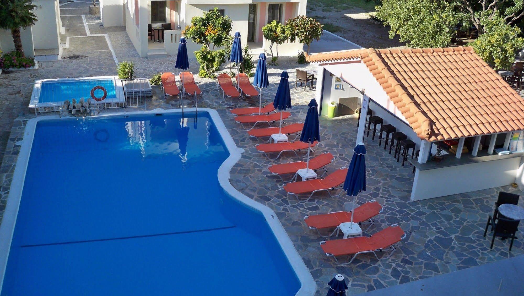 Aphrodite Samos Suites Marathókampos Extérieur photo